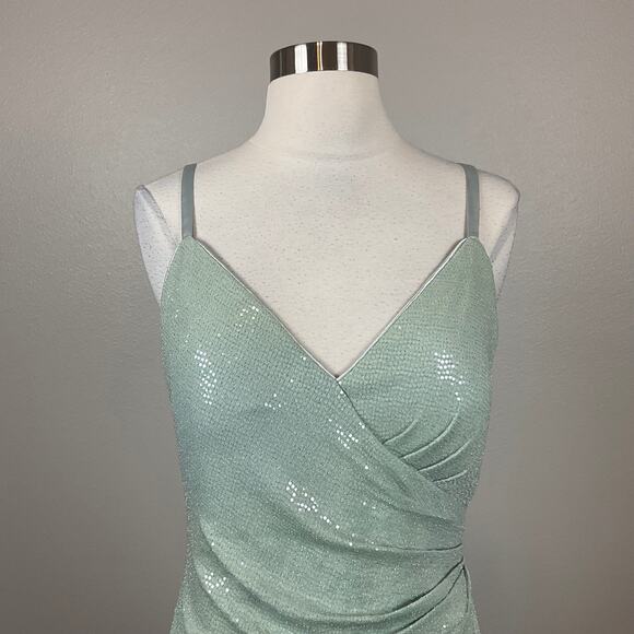 Eliza J Women's Formal Dress Size 16 Green Sequined Backless Long Evening Gown - Picture 7 of 13